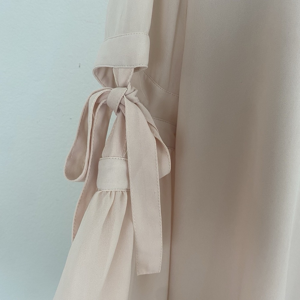 Vintage ARYEH Top Pink Ruffle Blouse Cut-Out Tie Sleeves High Neck Boho Romantic - Picture 5 of 13